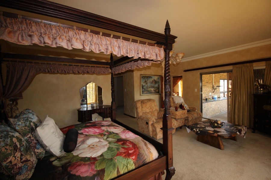 3 Bedroom Property for Sale in Lake Deneysville Free State
